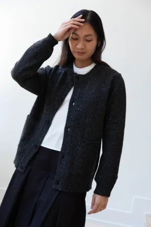 Evan Kinori | Crewneck Cardigan in Charcoal Donegal