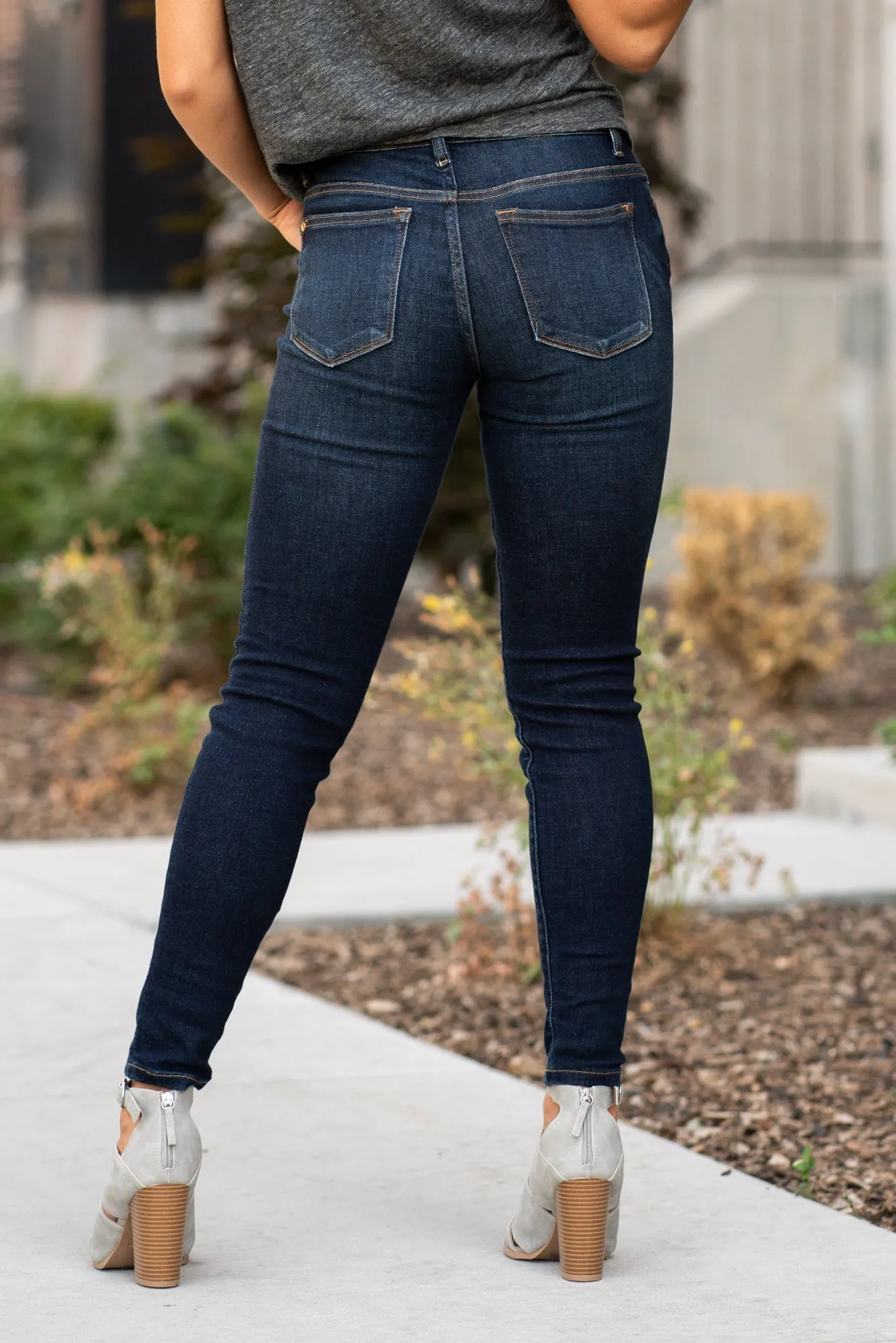 Joanne Mid Rise Skinny