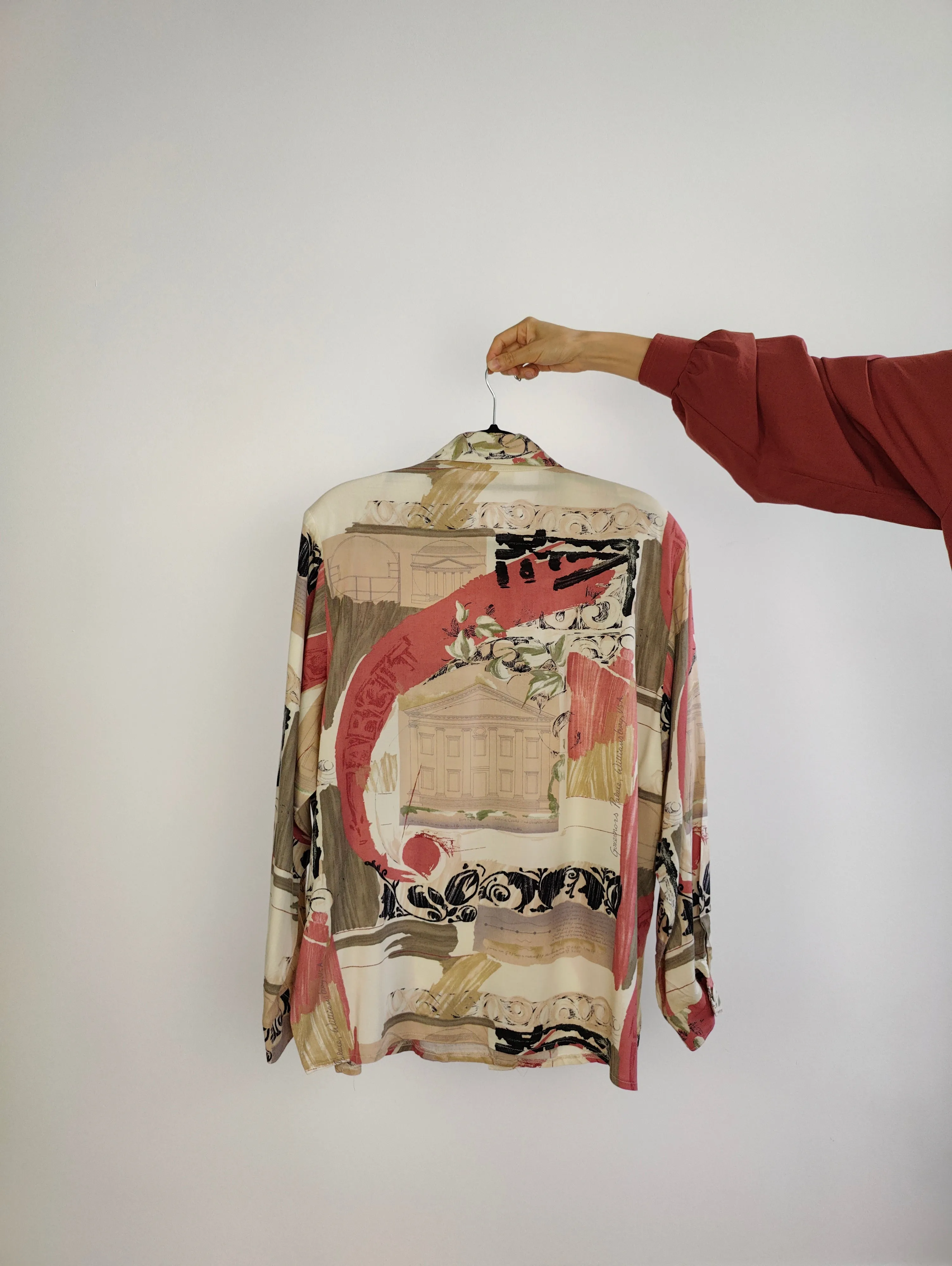 The Peach Cream Pattern Blouse | Vintage viscose pink white print shirt women M