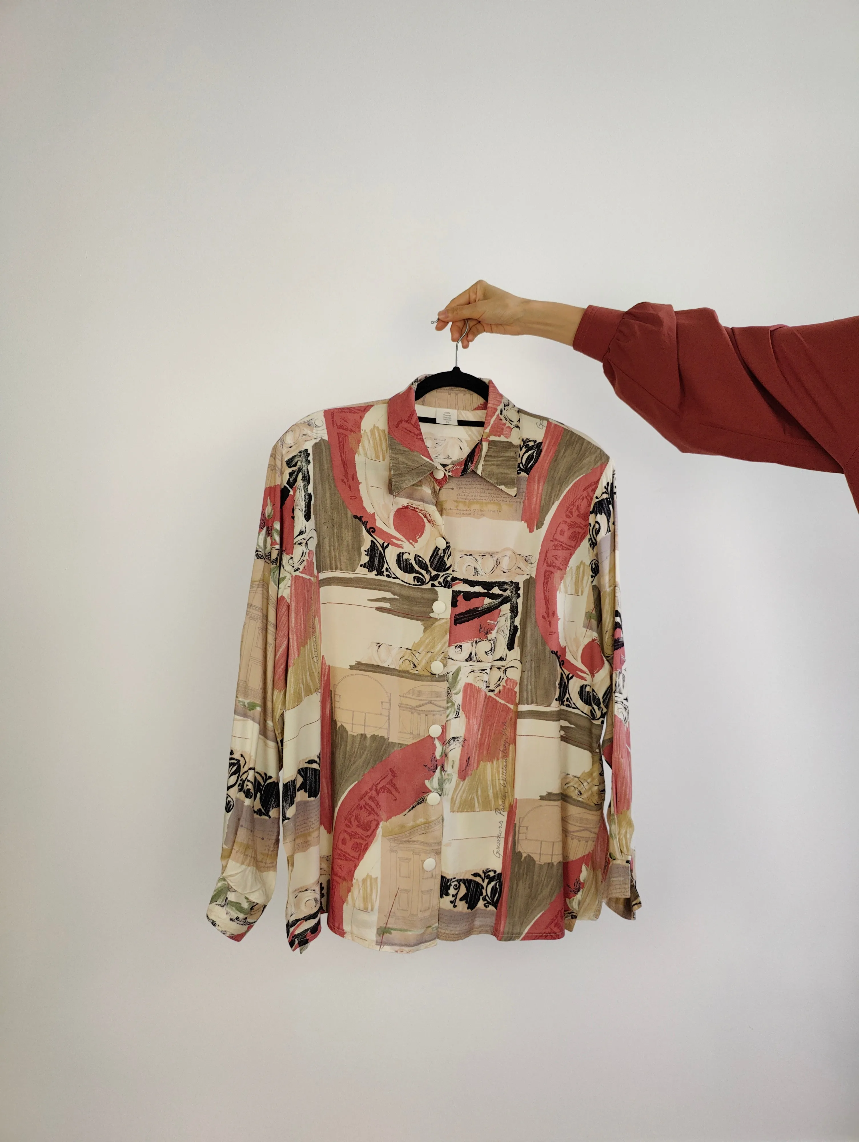 The Peach Cream Pattern Blouse | Vintage viscose pink white print shirt women M