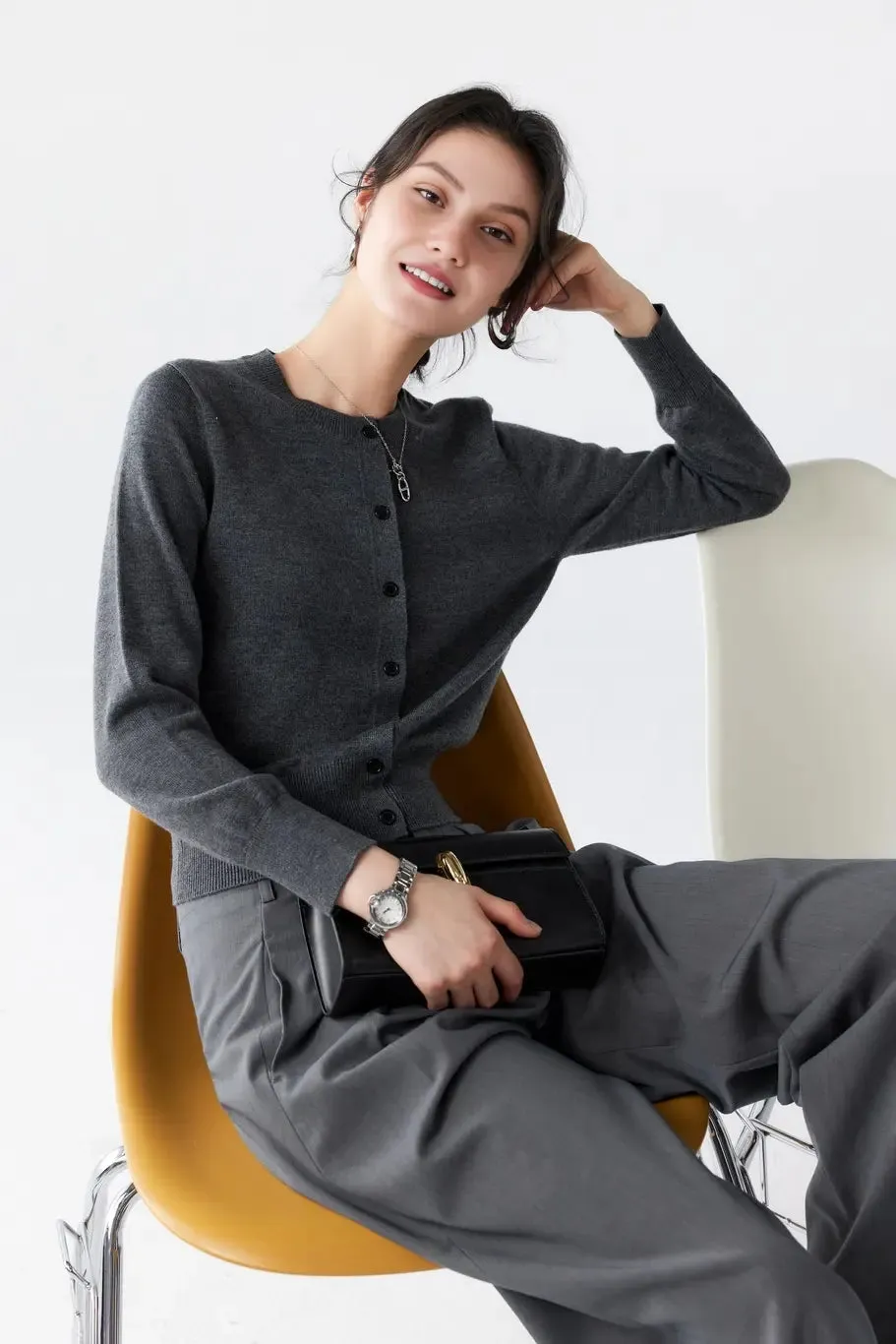 Vintage Long Sleeve Crewneck Sweater With Ribbed Trims